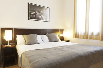 Mh Liceo Apartament *